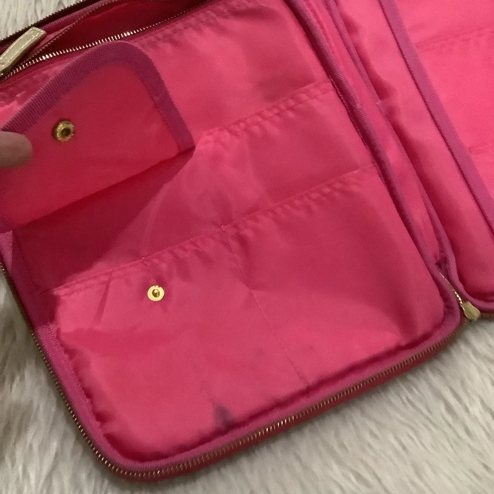 Lilly Pulitzer pink floral I pad carrying case